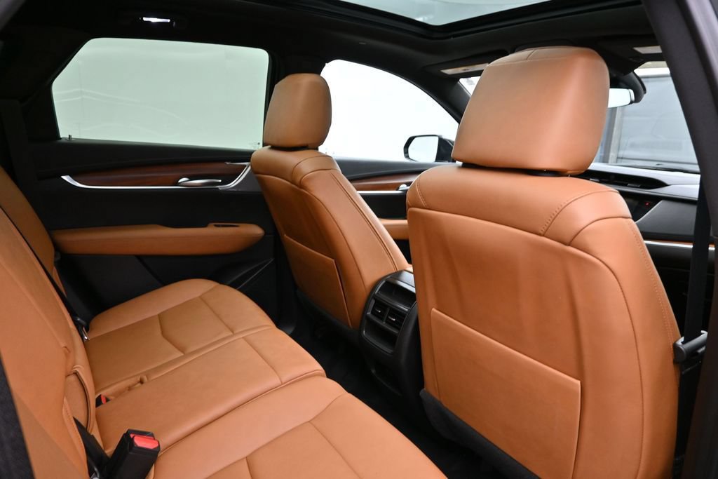 Certified 2023 Cadillac XT5 Premium Luxury AWD/4WD image 33
