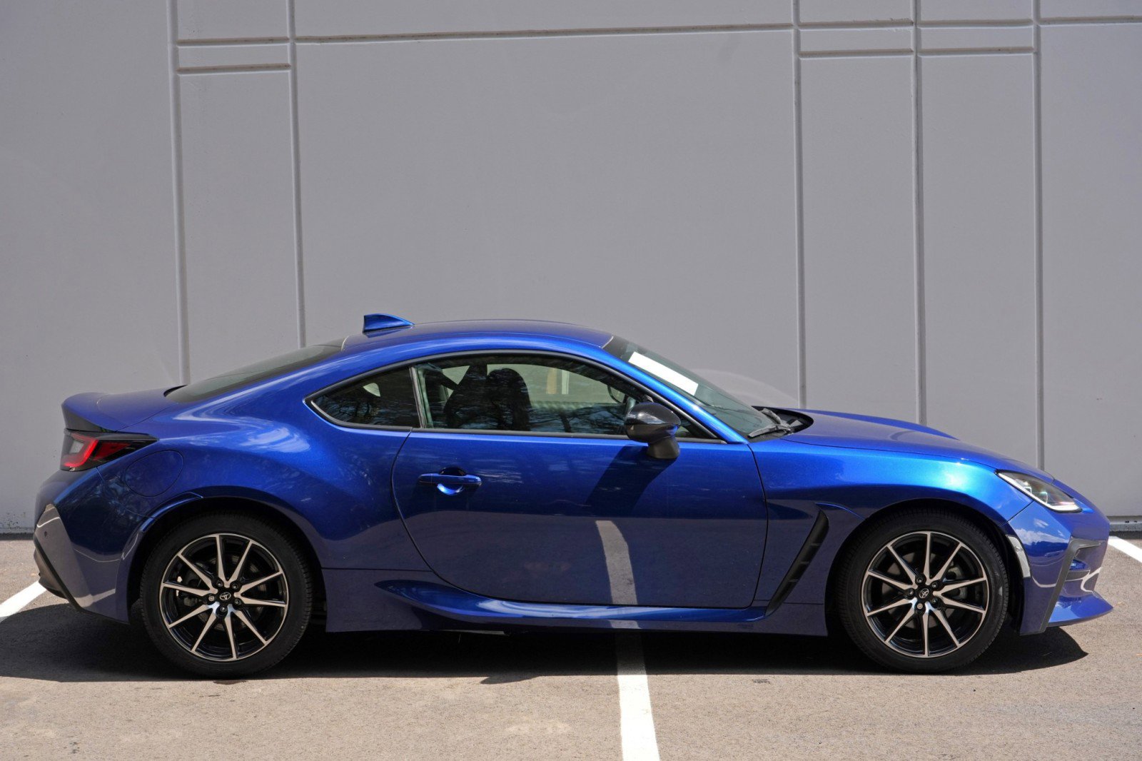 Used 2022 Toyota GR86 RWD image 44