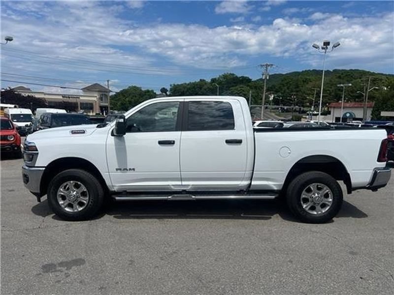 Used 2026 RAM 2500 Big Horn AWD/4WD image 21