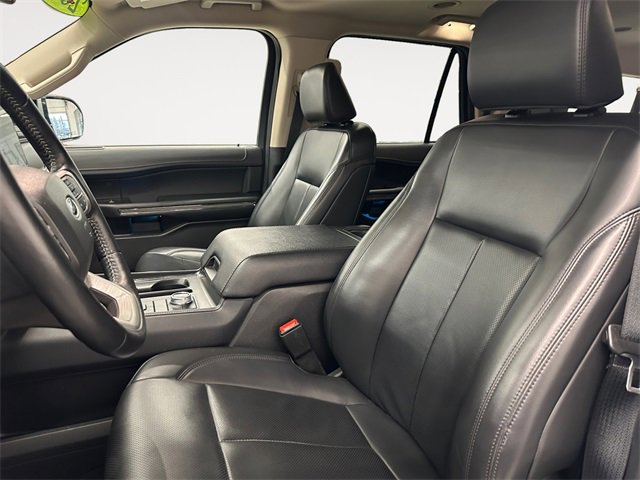 Used 2024 Ford Expedition Max XLT image 9