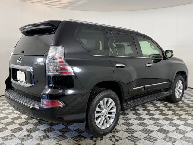 Used 2014 Lexus GX 460 w/ Premium Package image 9