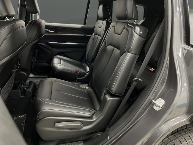 New 2025 Jeep Grand Cherokee L Limited w/ Trailer Tow Package image 29