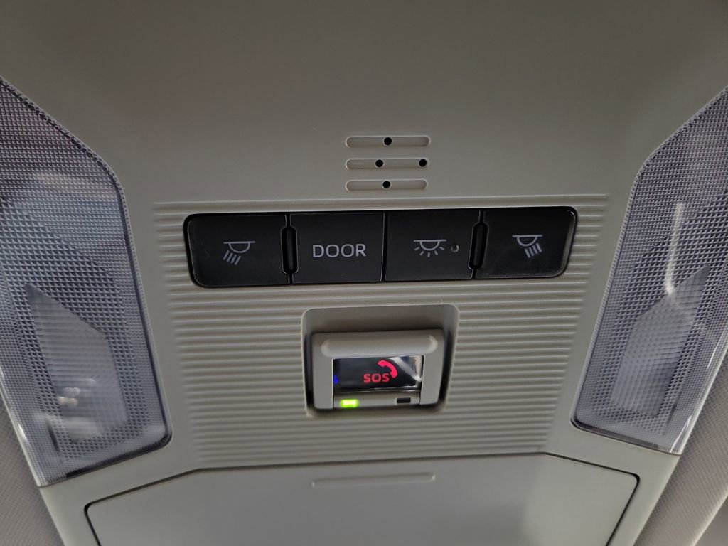 Used 2025 Toyota RAV4 XLE image 20