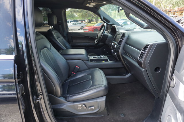 Used 2020 Ford Expedition Max Limited RWD image 3