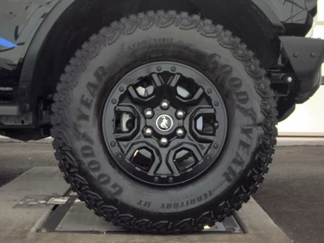 Used 2024 Ford Bronco Wildtrak AWD/4WD image 25