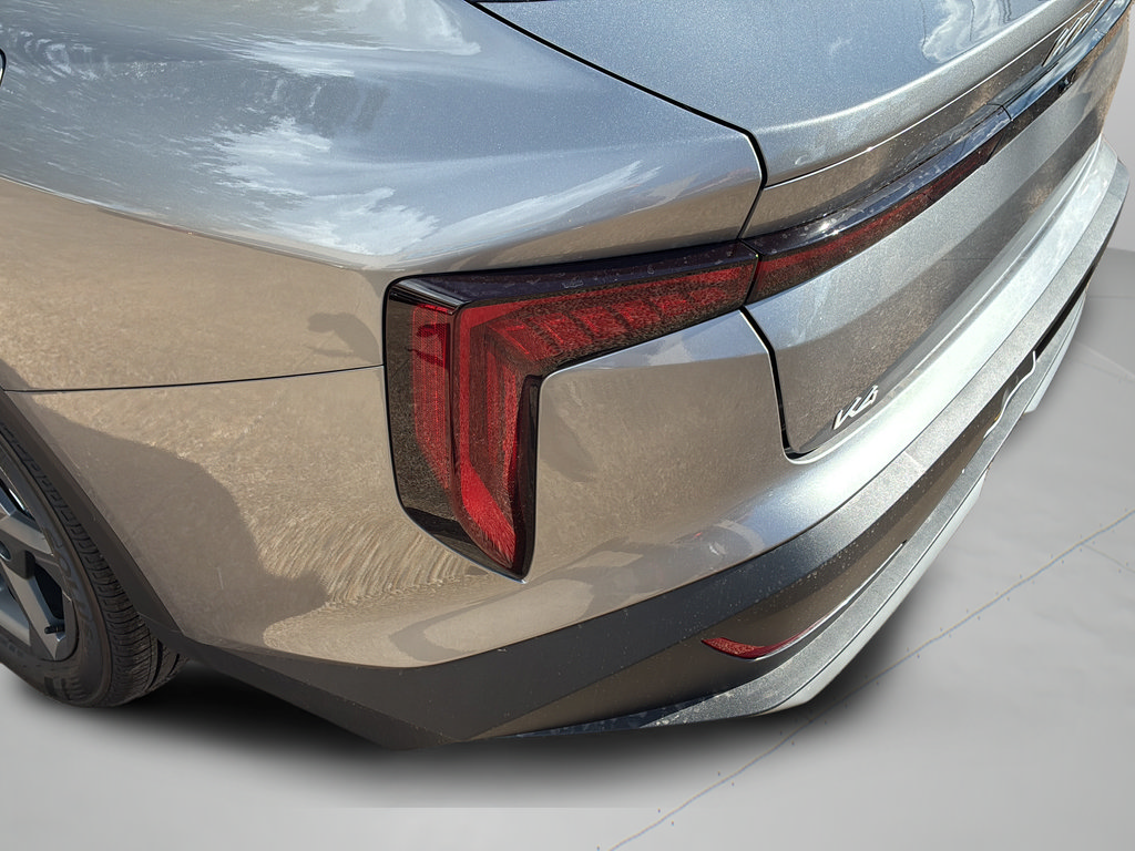 New 2026 Kia K4 FWD image 40