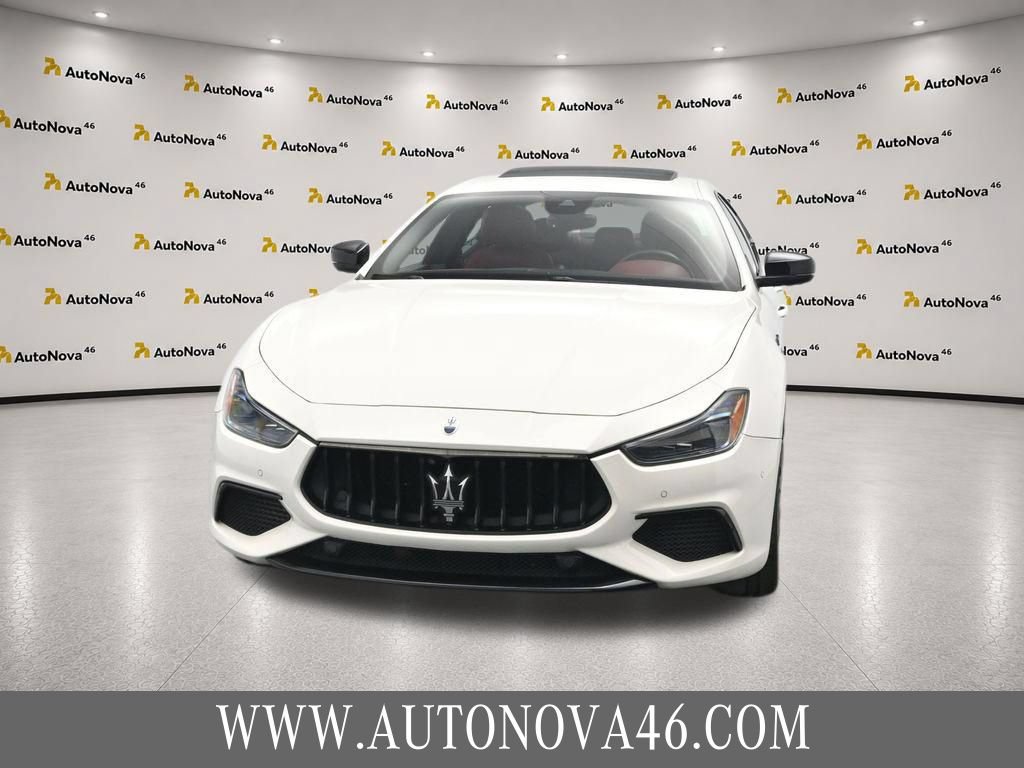 Used 2022 Maserati Ghibli Modena RWD image 12