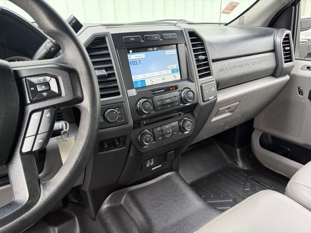 Used 2017 Ford F250 XL w/ Power Equipment Group image 18