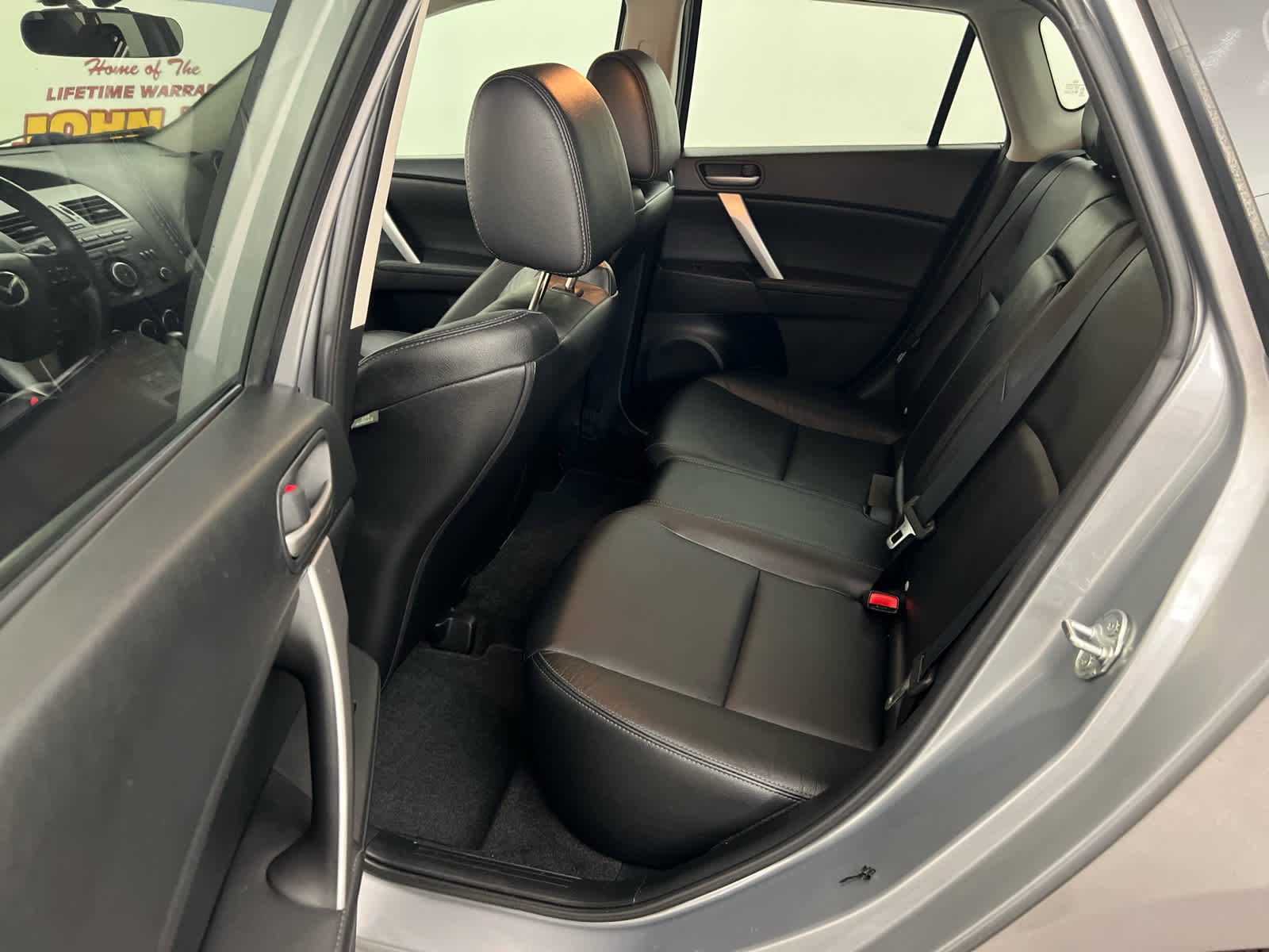 Used 2012 MAZDA MAZDA3 s Grand Touring w/ Tech Pkg image 12