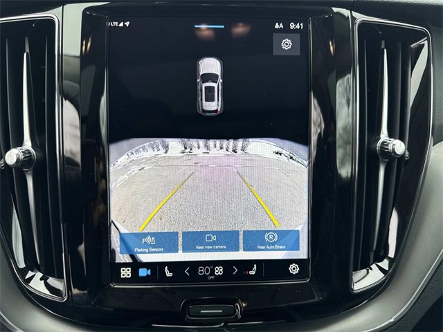 Used 2024 Volvo XC60 B5 Core image 19