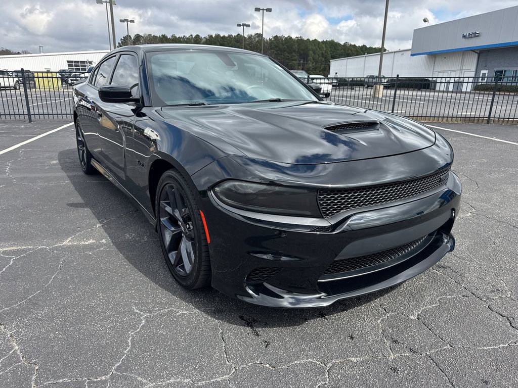 Used 2023 Dodge Charger R/T w/ Blacktop Package image 4