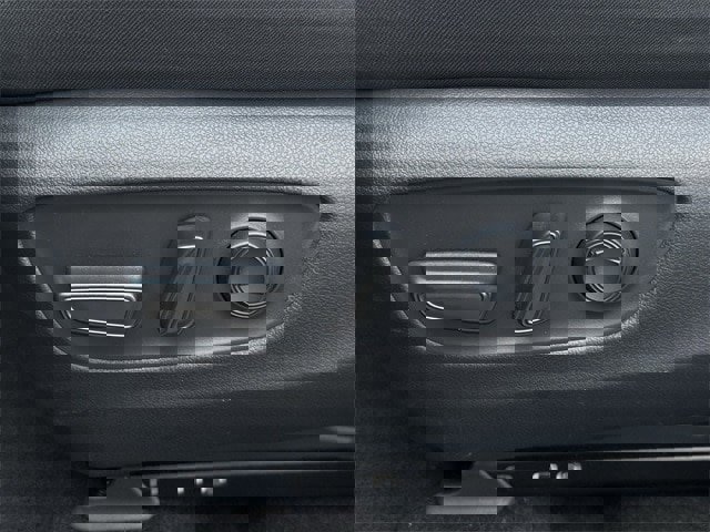 Used 2023 Toyota RAV4 XLE image 27