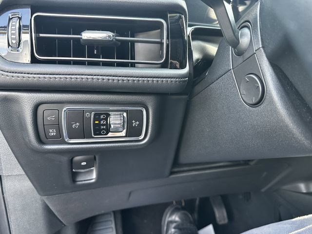 Certified 2023 Lincoln Nautilus AWD w/ Premium Package image 29