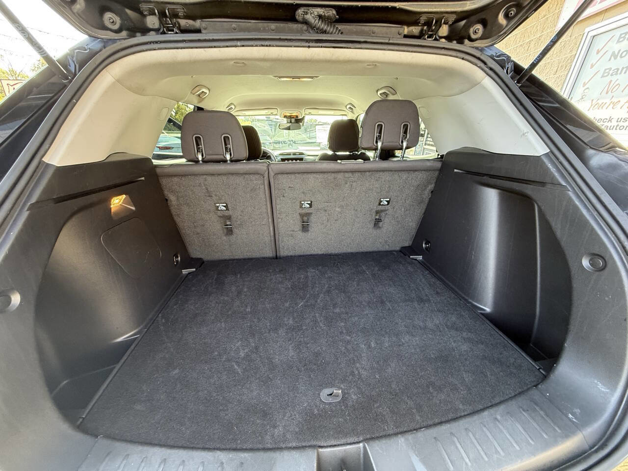 Used 2023 Chevrolet TrailBlazer LT w/ Convenience Package image 14