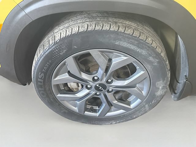 Used 2024 Kia Seltos S AWD/4WD image 31