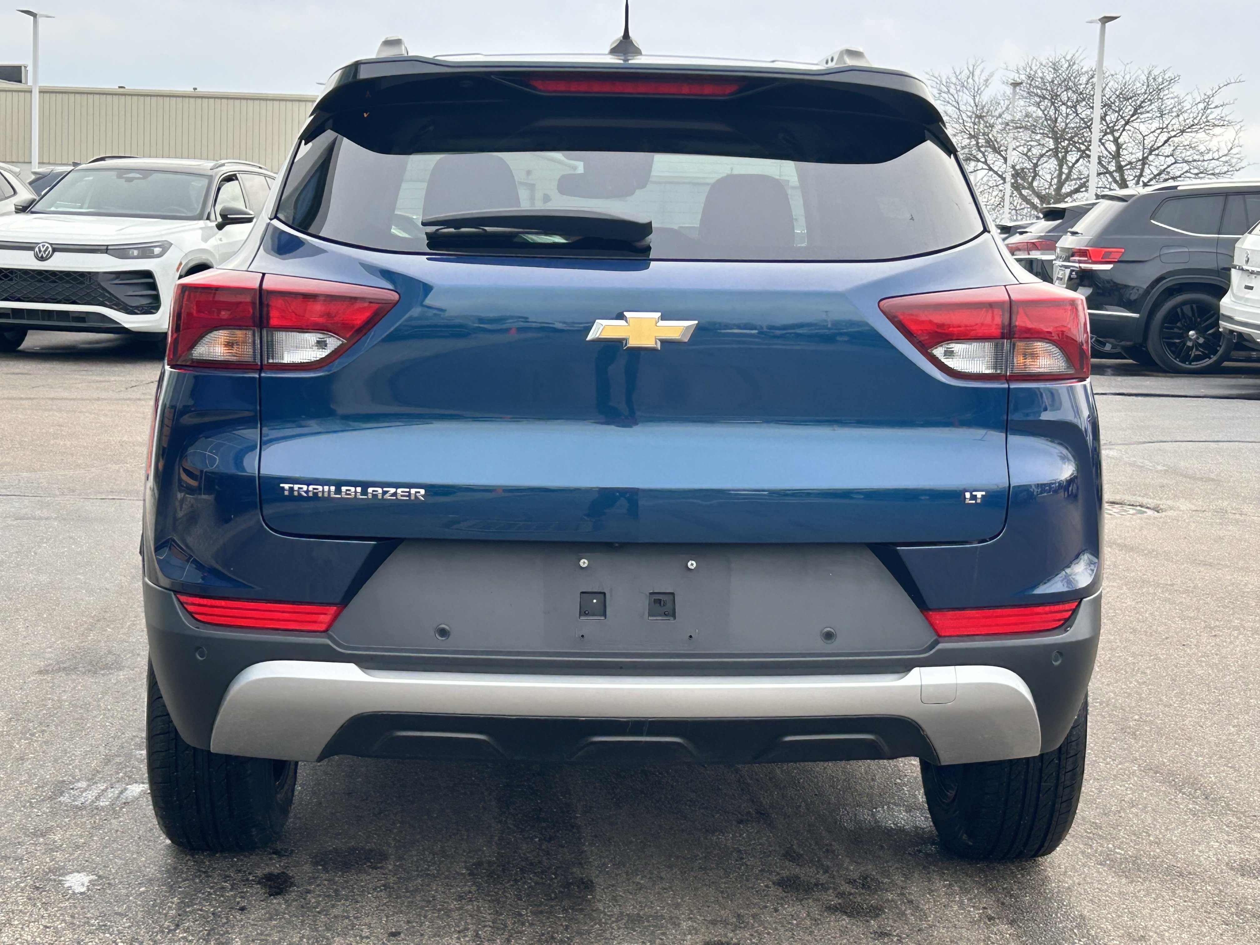 Used 2021 Chevrolet TrailBlazer LT w/ Convenience Package FWD image 6