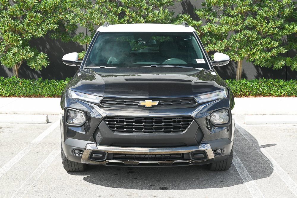 Used 2023 Chevrolet TrailBlazer ACTIV image 2