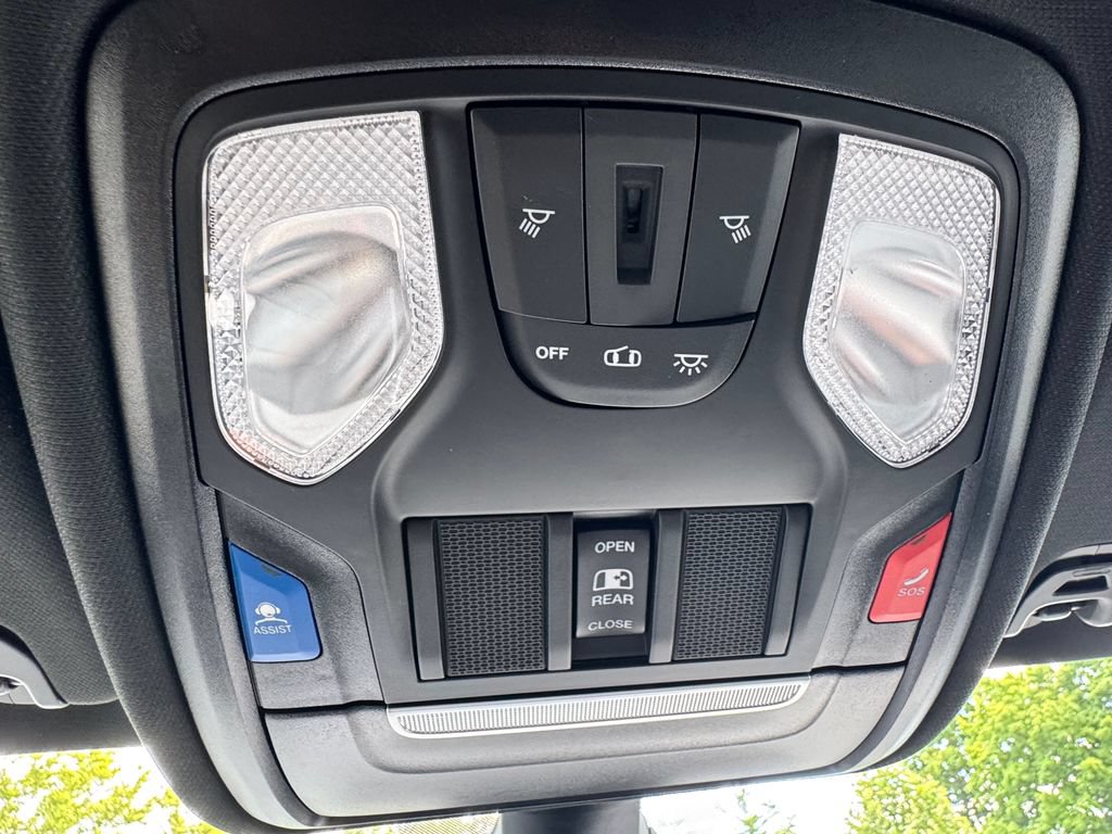 Used 2023 RAM 1500 Big Horn AWD/4WD image 23