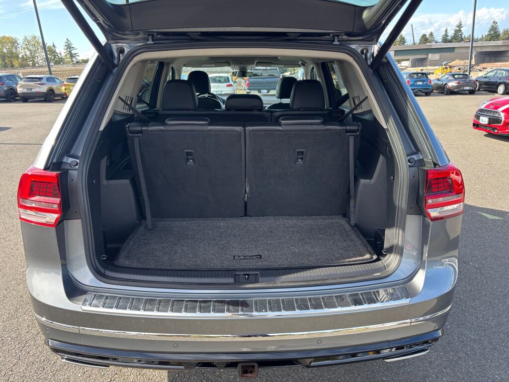 Used 2019 Volkswagen Atlas SEL R-Line image 11