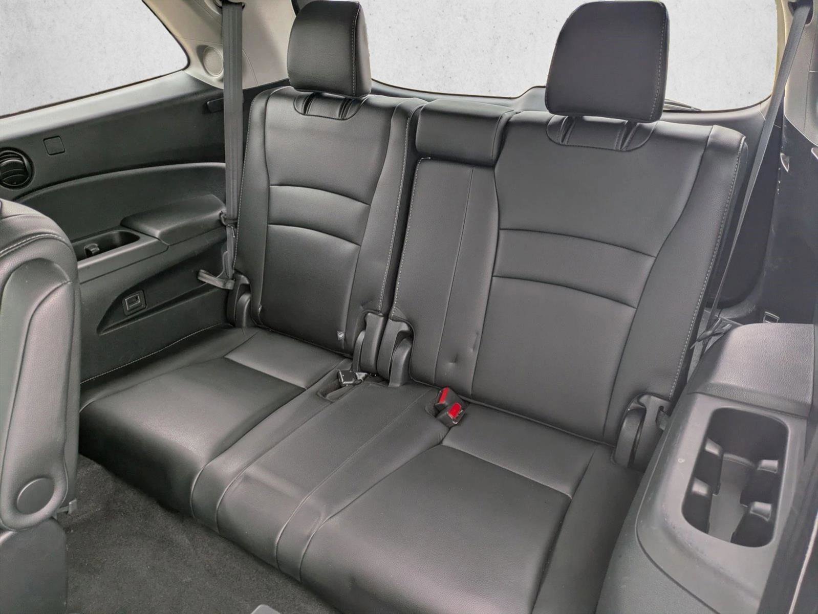 Used 2021 Honda Pilot Touring image 24