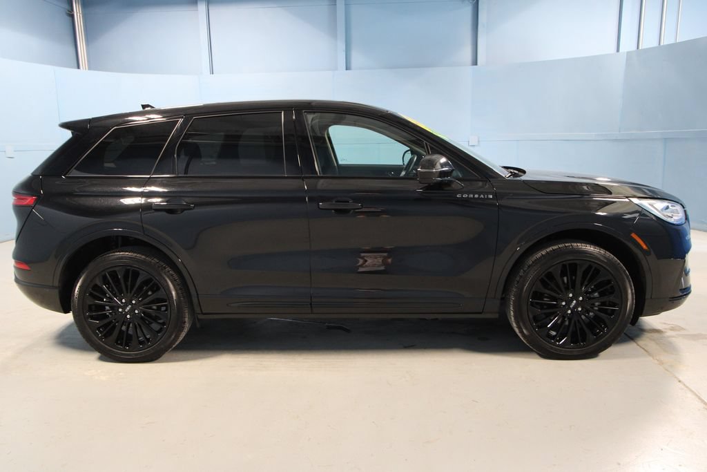 Used 2025 Lincoln Corsair Reserve w/ Jet Appearance Package AWD/4WD image 34