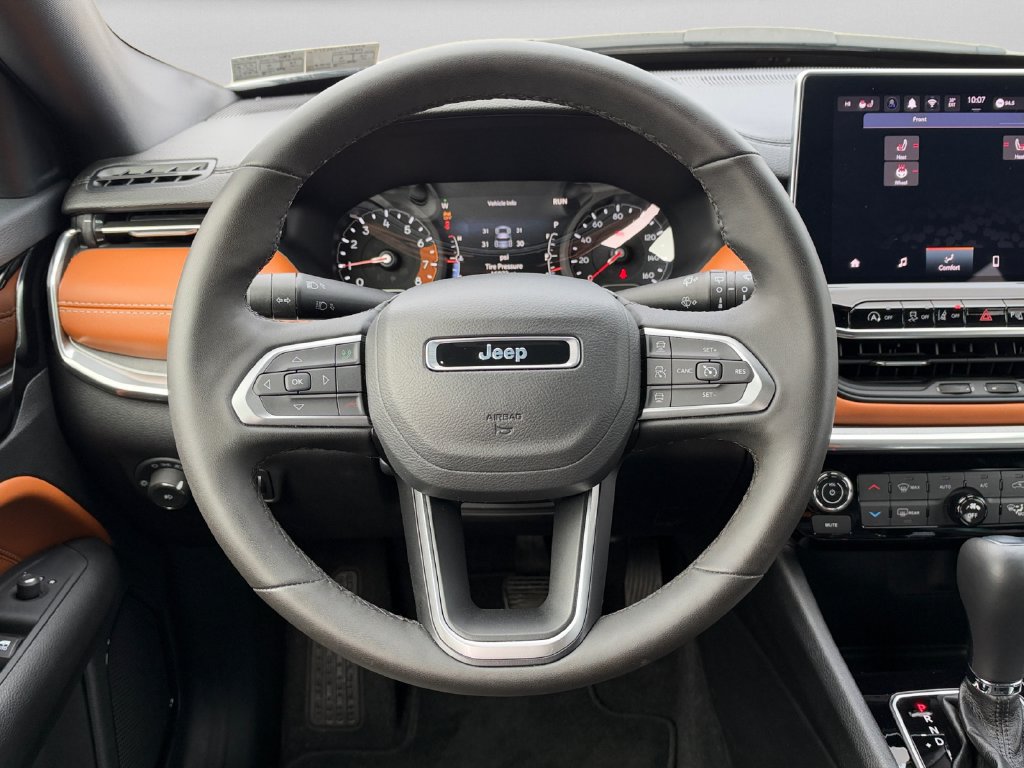Used 2024 Jeep Compass Limited AWD/4WD image 12