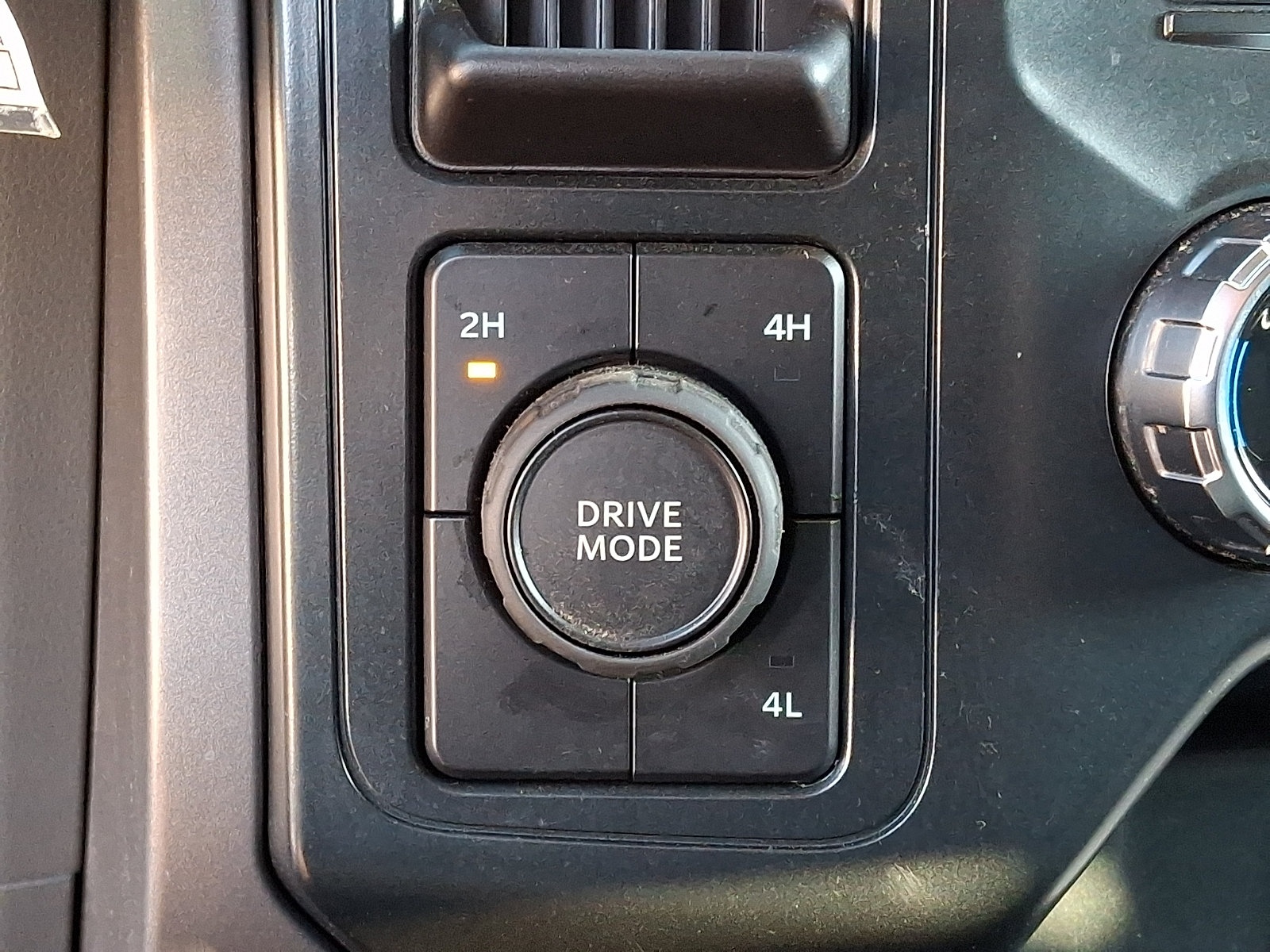 Used 2025 Ford F150 XLT w/ Equipment Group 301A Standard AWD/4WD image 24