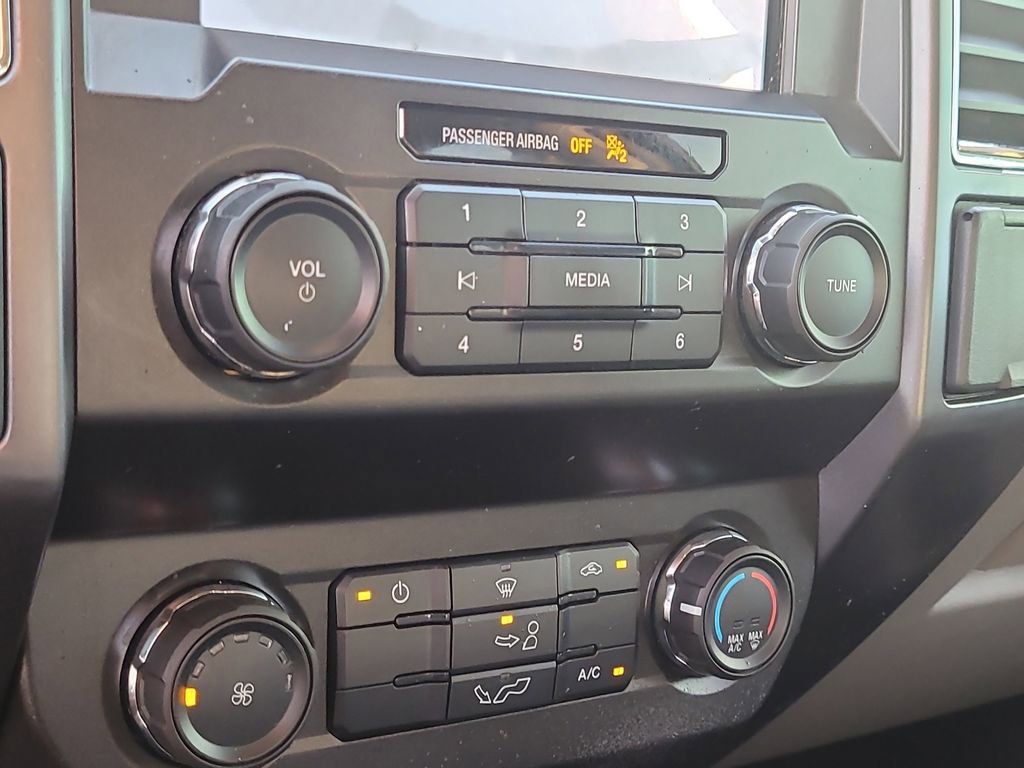 Used 2019 Ford F150 XLT image 19