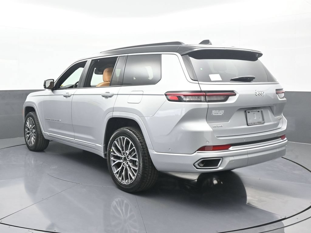 New 2025 Jeep Grand Cherokee L Summit AWD/4WD image 4