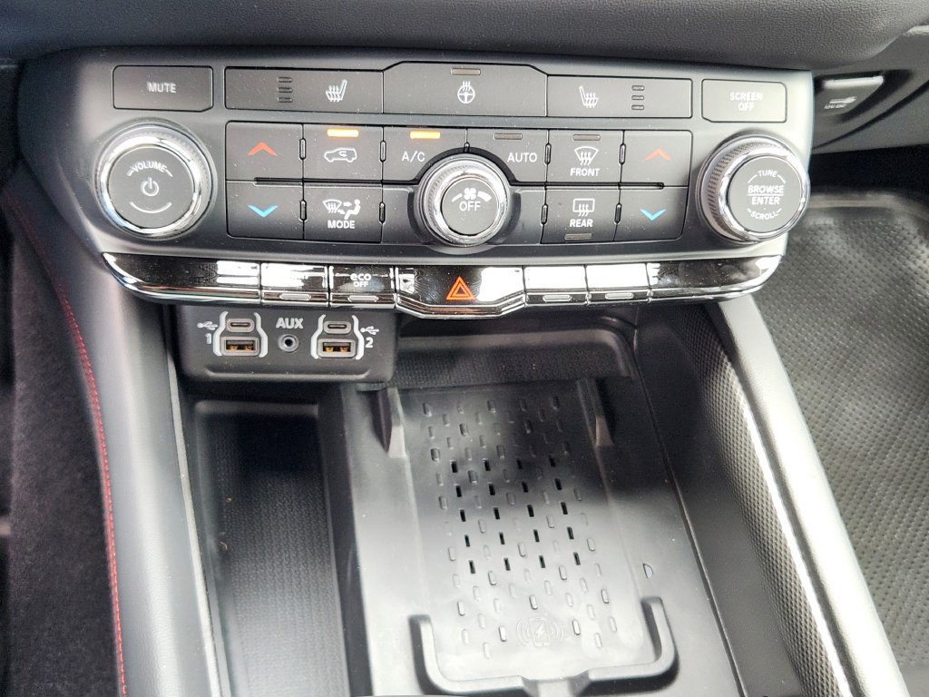 New 2026 Dodge Durango GT w/ Blacktop Package AWD/4WD image 19