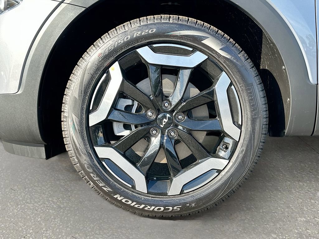 Used 2025 Kia Telluride EX w/ EX Captain's Chair Package image 33