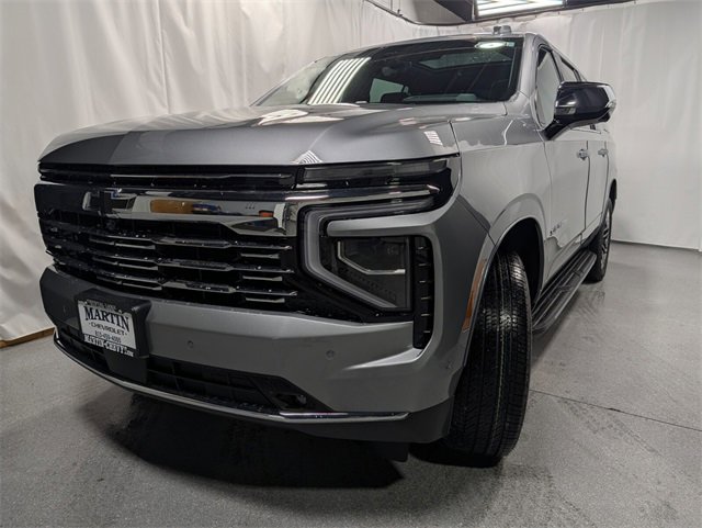 New 2026 Chevrolet Suburban Premier image 8