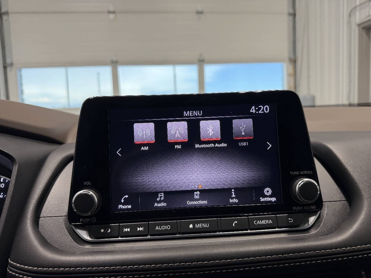 Used 2022 Nissan Rogue S AWD/4WD image 22