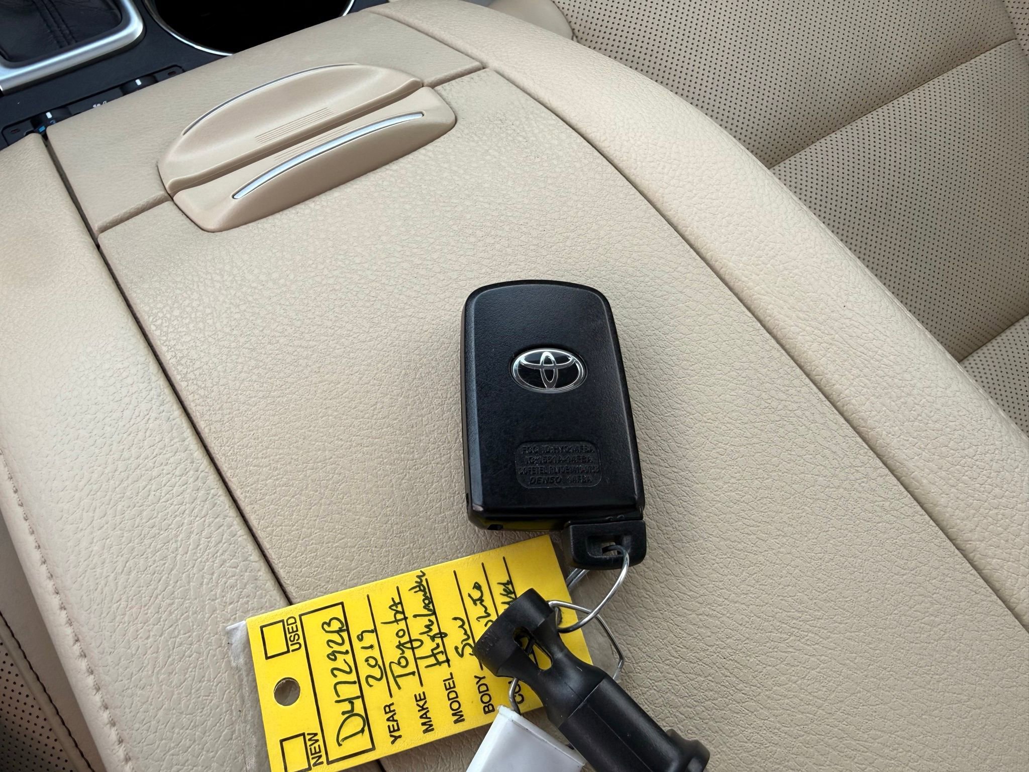 Used 2019 Toyota Highlander Limited AWD/4WD image 57