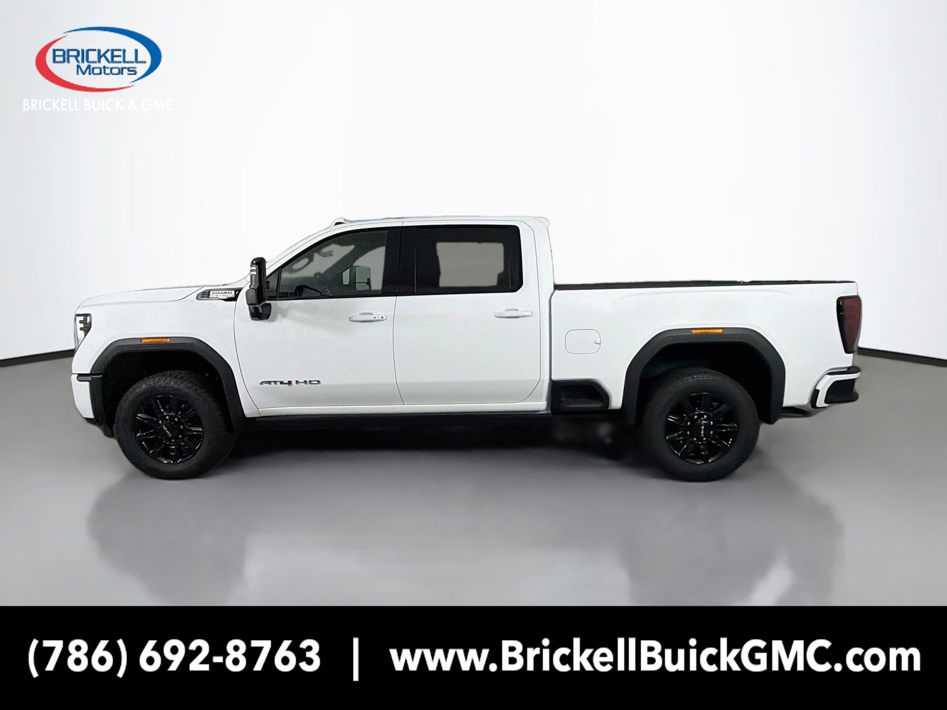 Used 2026 GMC Sierra 2500 AT4 w/ AT4 Premium Plus Package AWD/4WD image 2
