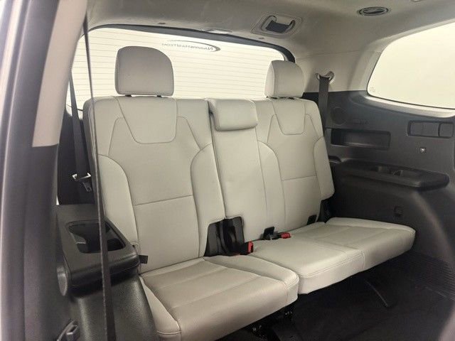 Used 2022 Kia Telluride SX w/ SX Prestige Package image 11