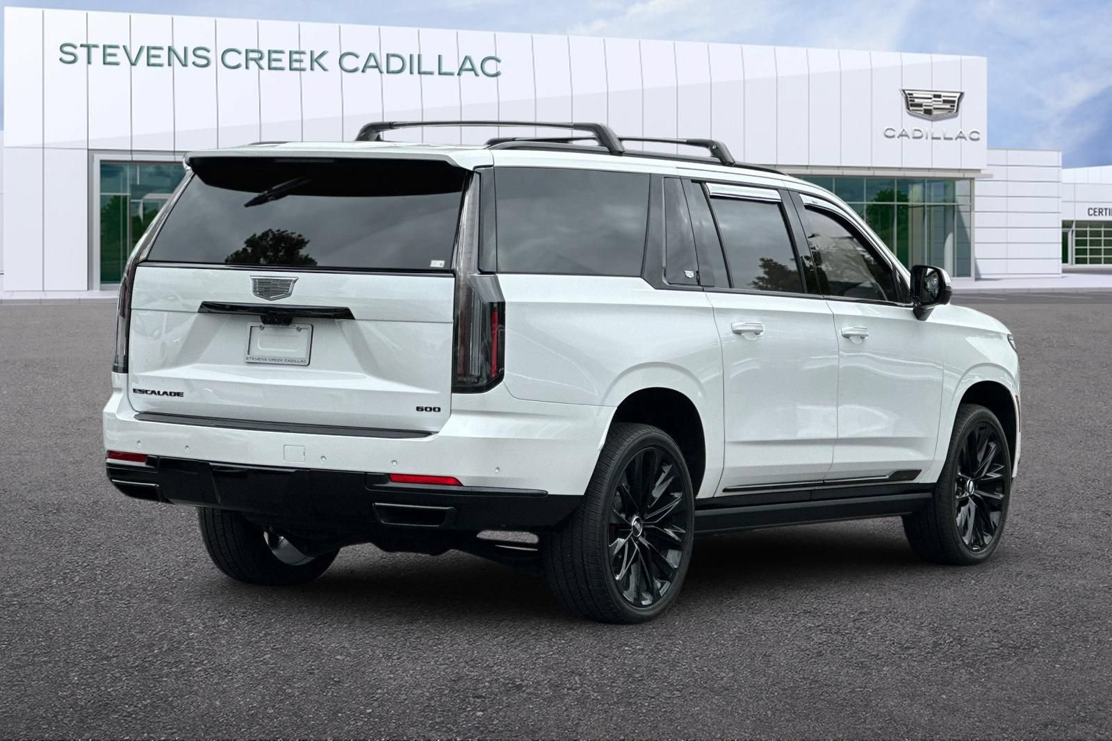 Certified 2025 Cadillac Escalade ESV Sport Platinum w/ LPO, ONYX Package AWD/4WD image 3