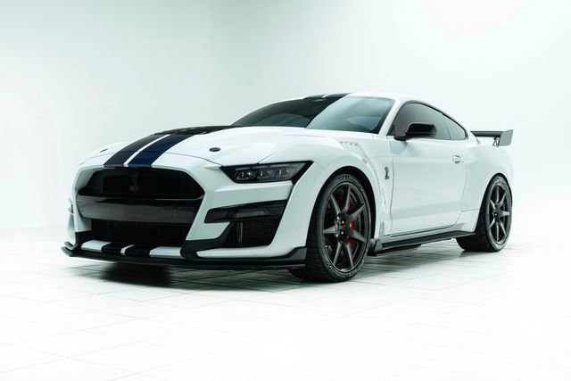 Used 2021 Ford Mustang Shelby GT500 w/ Carbon Fiber Track Pack image 8