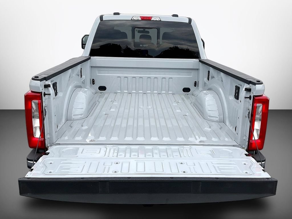 New 2026 Ford F350 XL w/ XL Off-Road Package AWD/4WD image 16