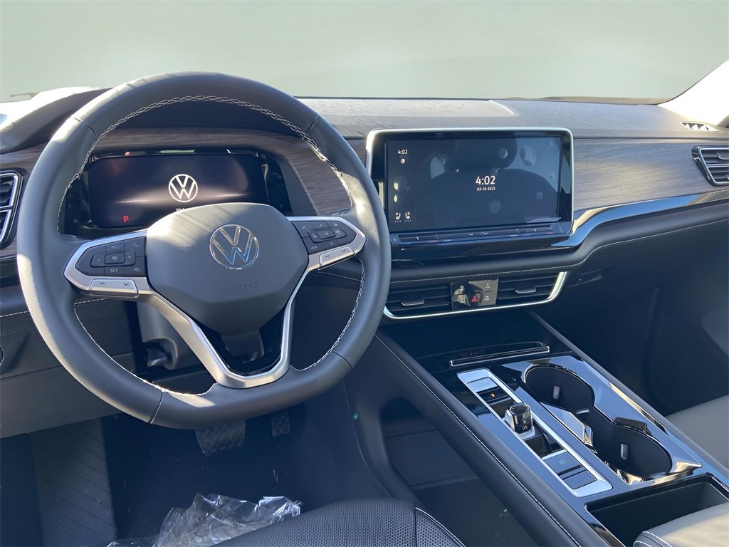 New 2025 Volkswagen Atlas SEL image 10