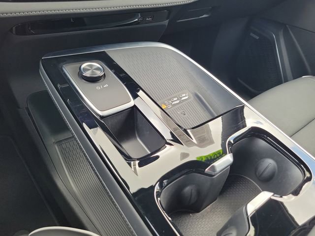 Certified 2025 Buick Enclave Preferred image 27