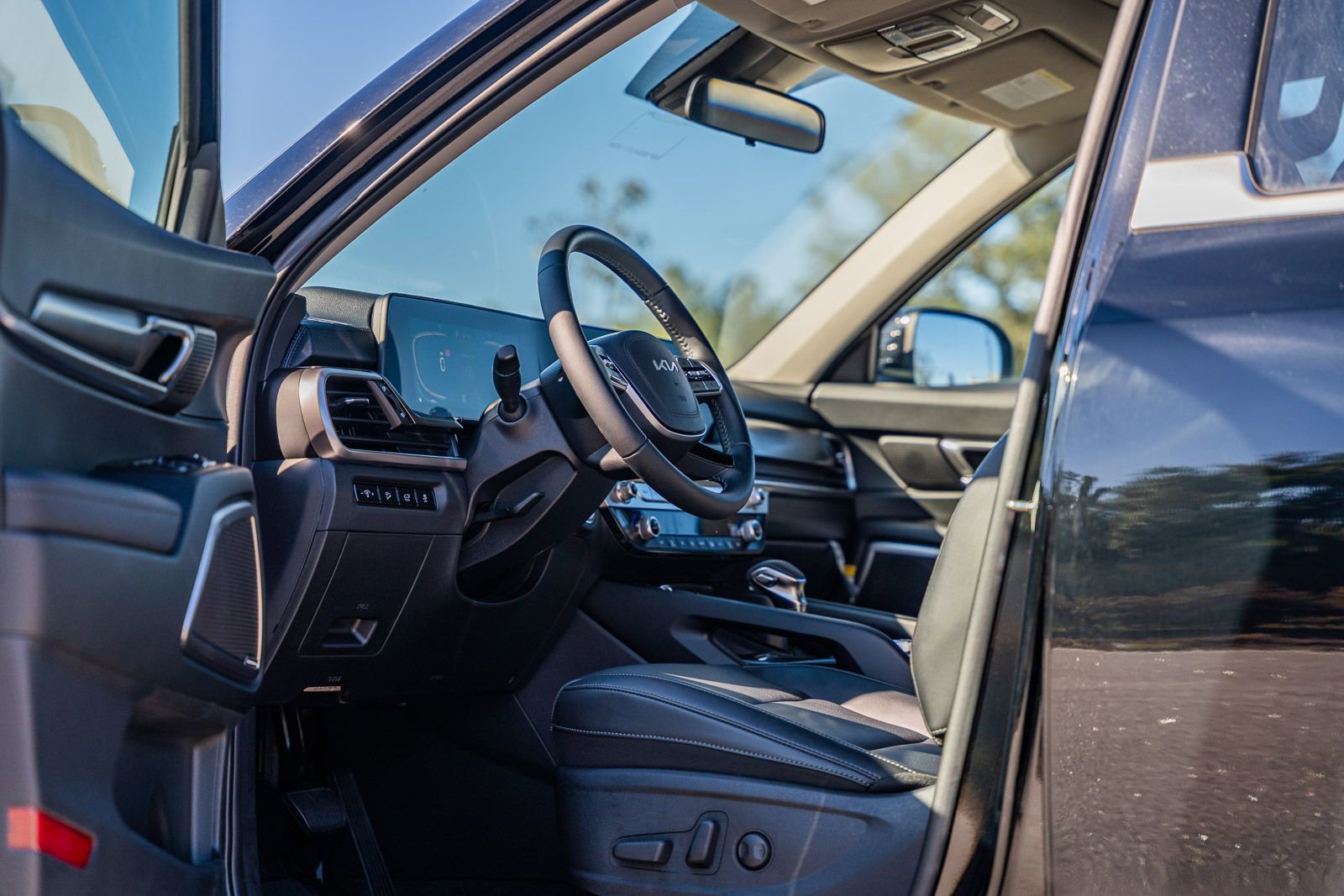 New 2025 Kia Telluride S image 15