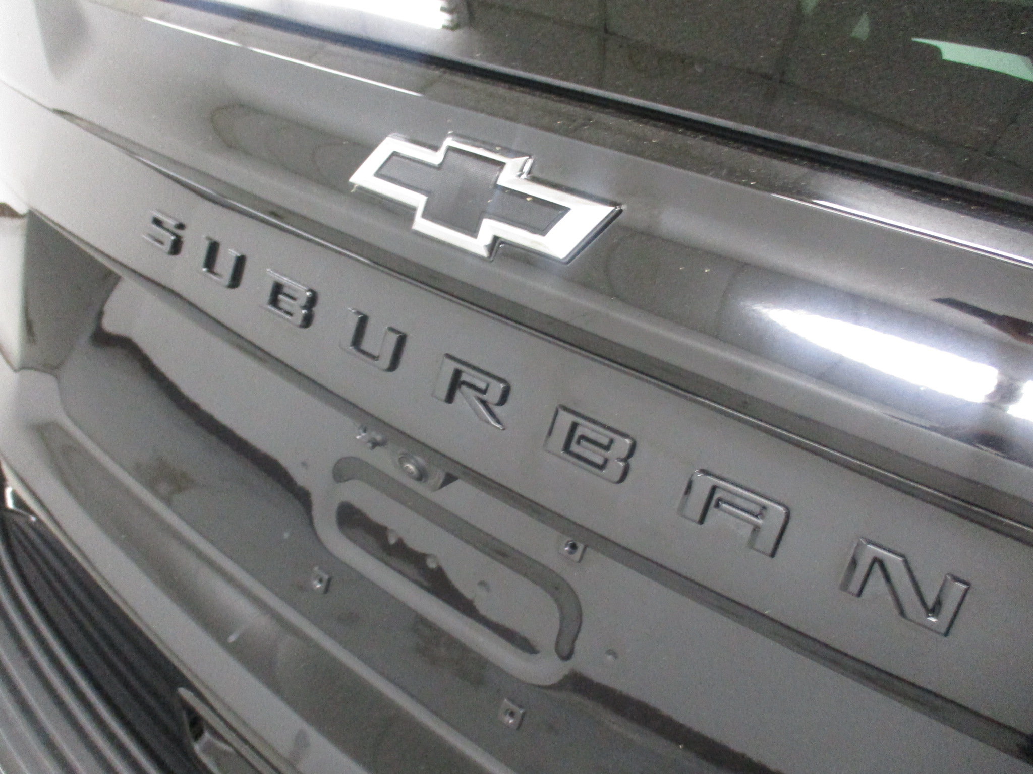 Used 2026 Chevrolet Suburban RST w/ Comfort Package AWD/4WD image 9