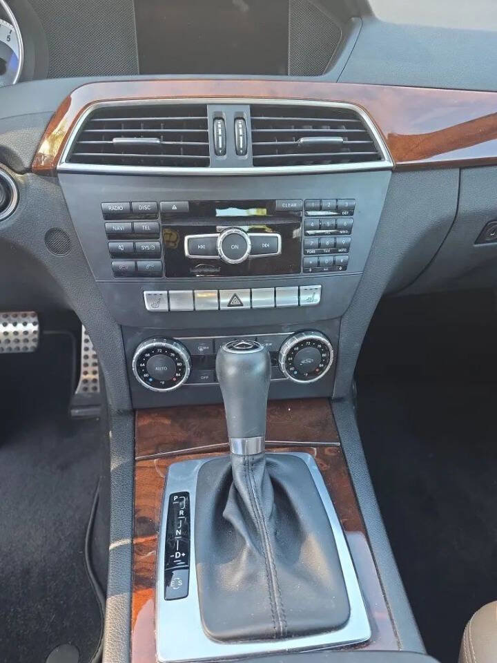 Used 2012 Mercedes-Benz C 250 Sedan image 8