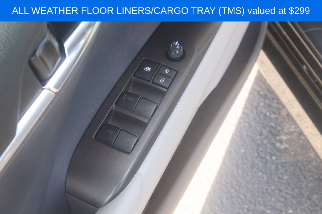 Used 2023 Toyota Camry LE AWD/4WD image 4