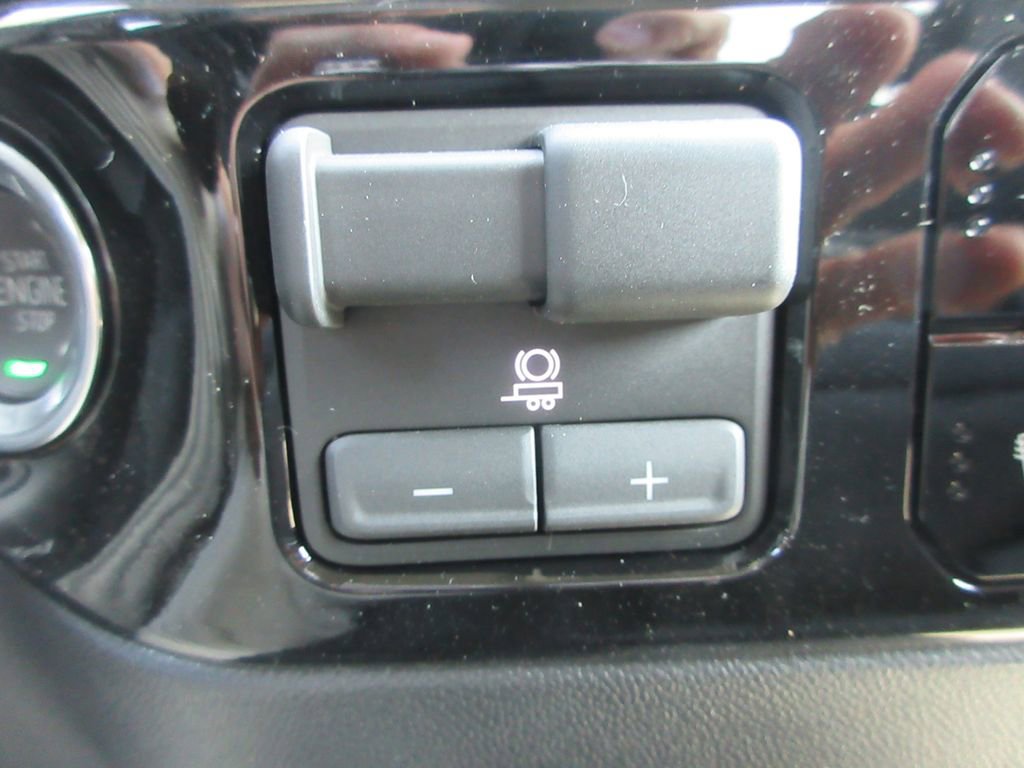 New 2026 GMC Sierra 1500 SLE image 19