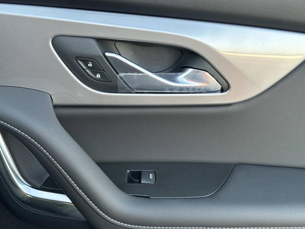 New 2026 Chevrolet Blazer LT image 15