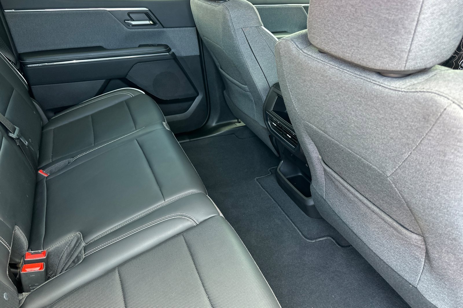 Used 2026 GMC Sierra EV Elevation image 18