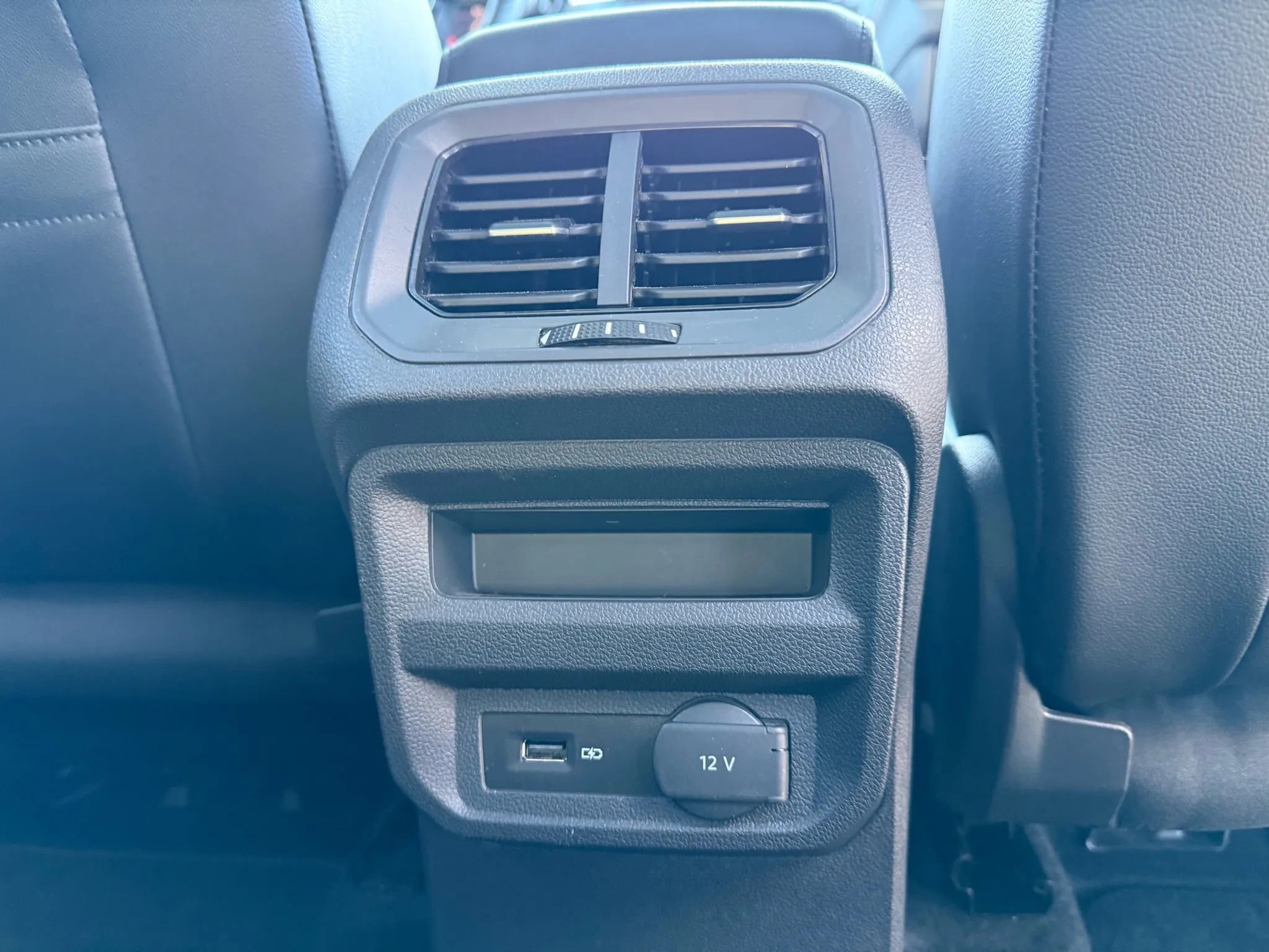 Used 2019 Volkswagen Tiguan SEL Premium R-Line image 25