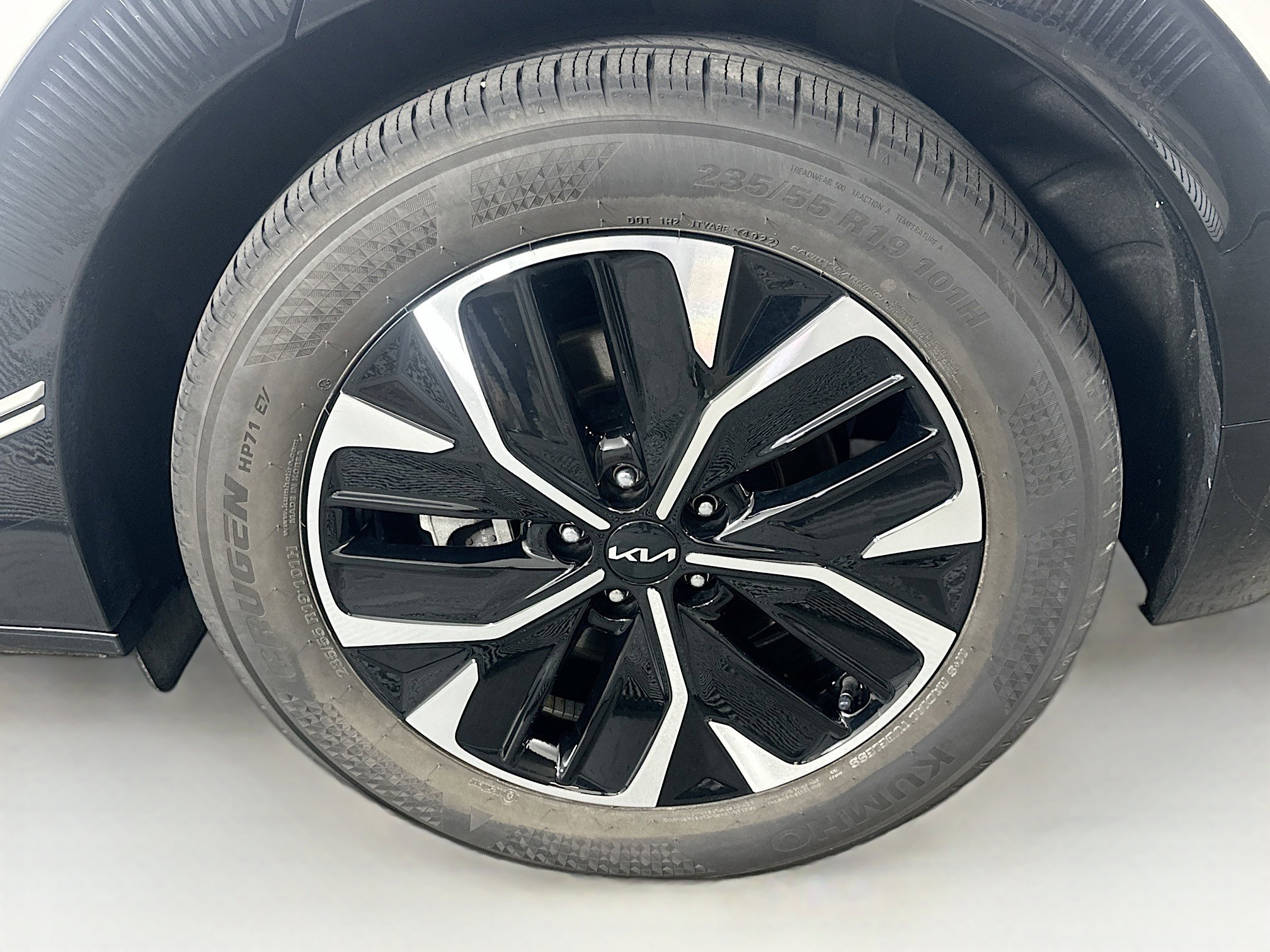 Used 2023 Kia EV6 Wind AWD/4WD image 11